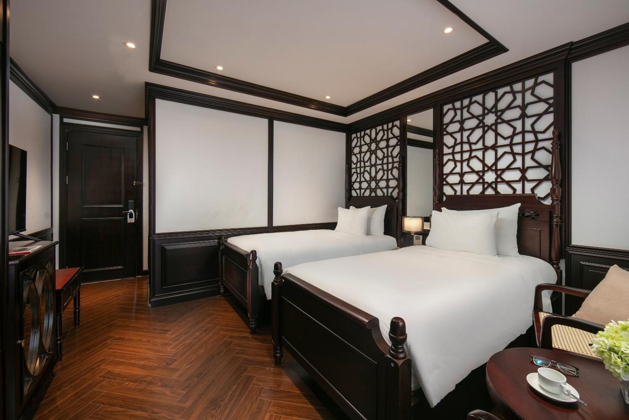 May De Ville Crown Hotel Hanoi Exterior photo Deluxe twin room